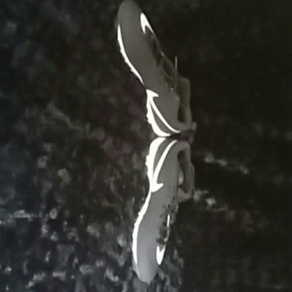 Nike fb fast flexable alpha - Picture 3 of 3